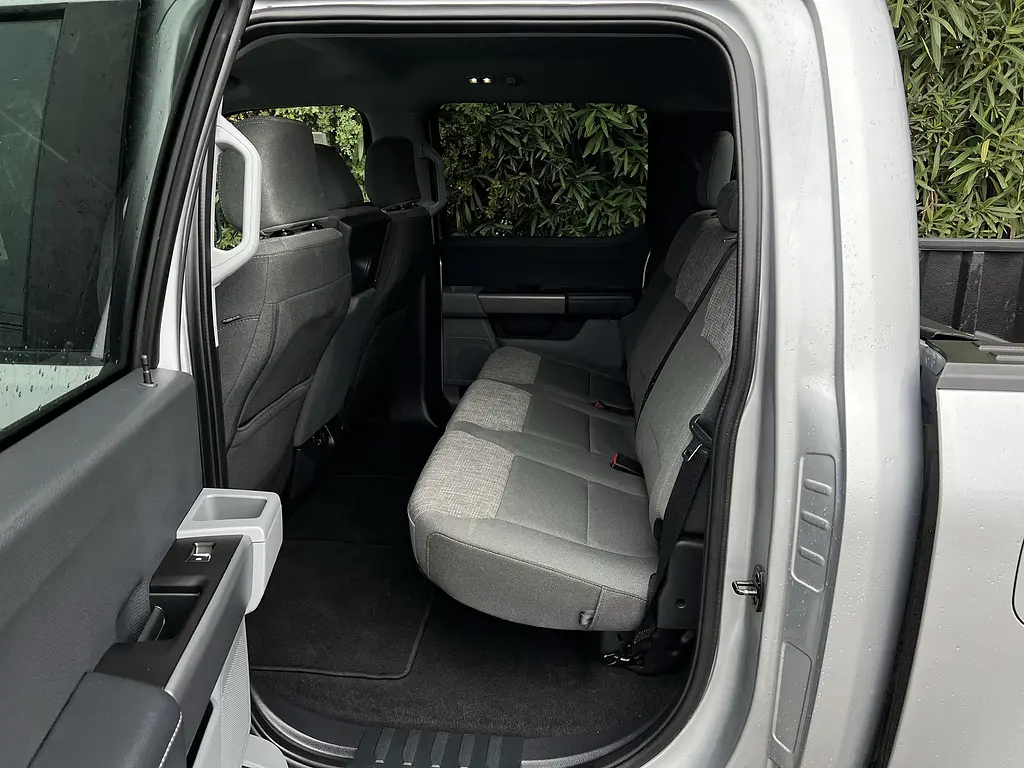 2023 Ford F-150 - $35,988