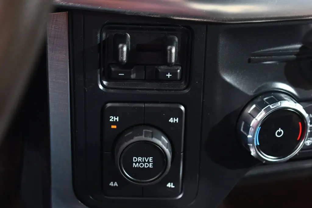 2022 Ford F-150 - $45,555