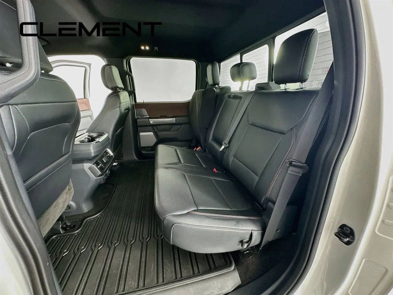 2023 Ford F-150 - $37,878