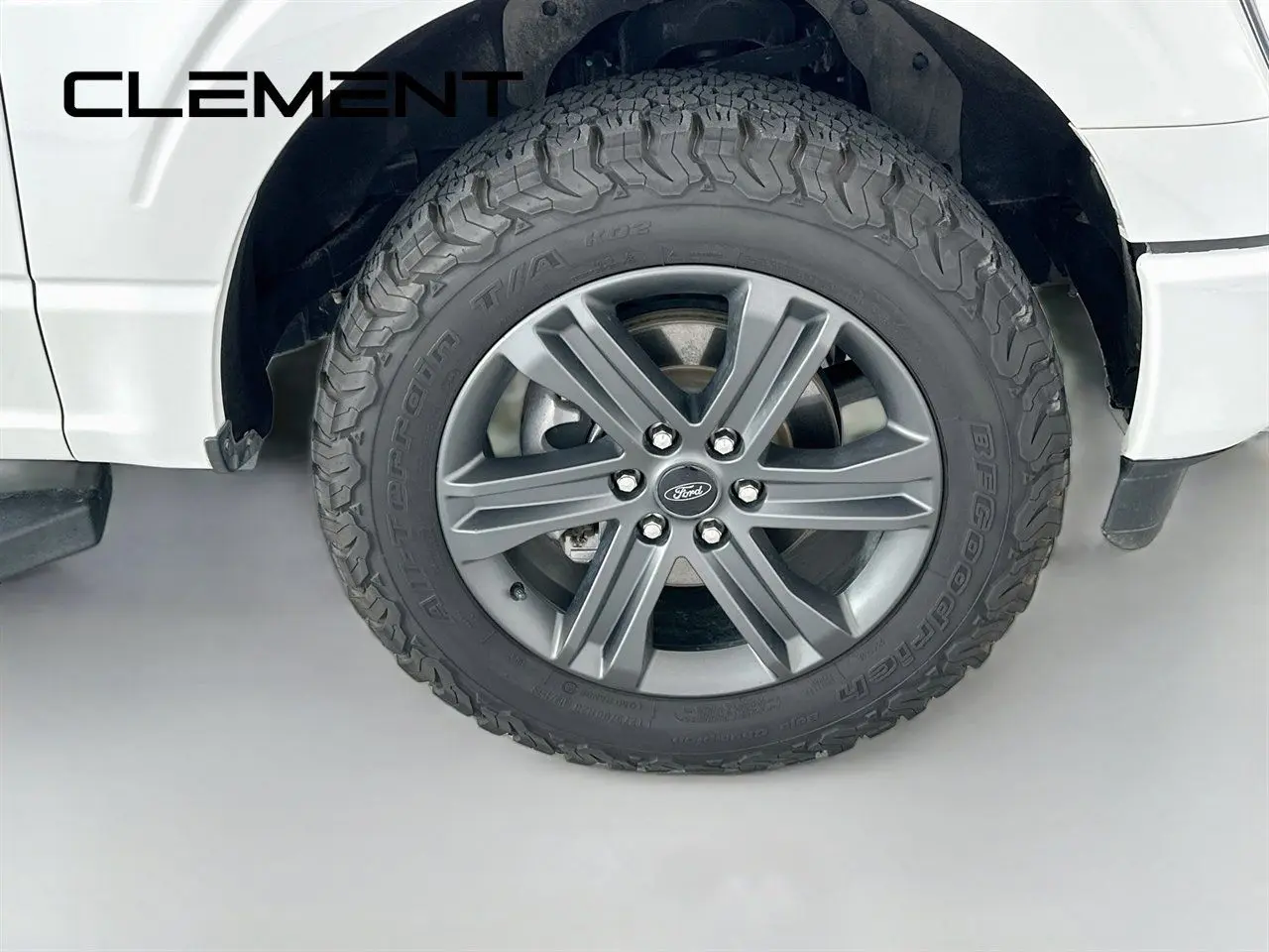 2023 Ford F-150 - $37,878