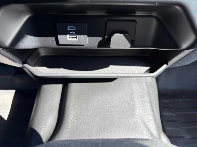 2023 Ford F-150 - $43,193