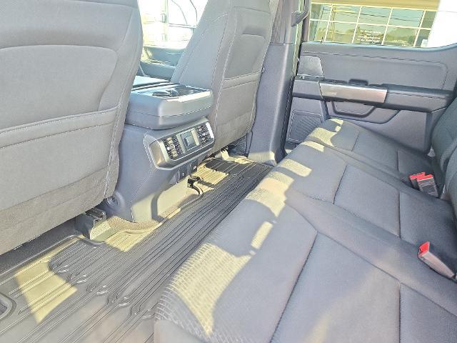 2023 Ford F-150 - $42,995
