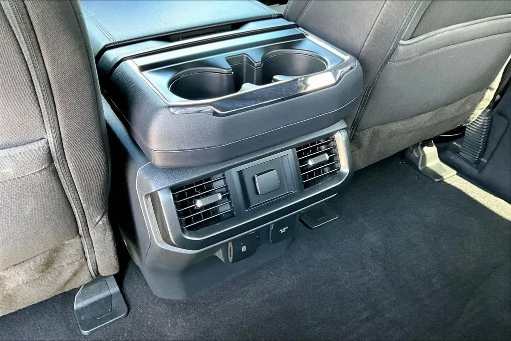2023 Ford F-150 - $41,700