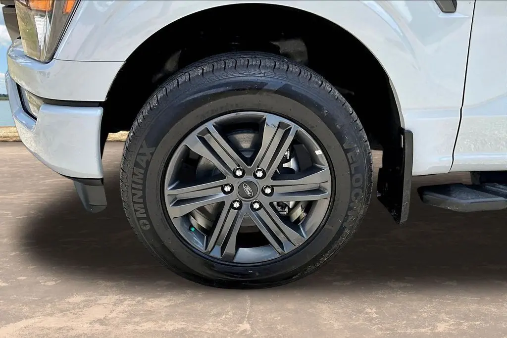 2023 Ford F-150 - $41,700