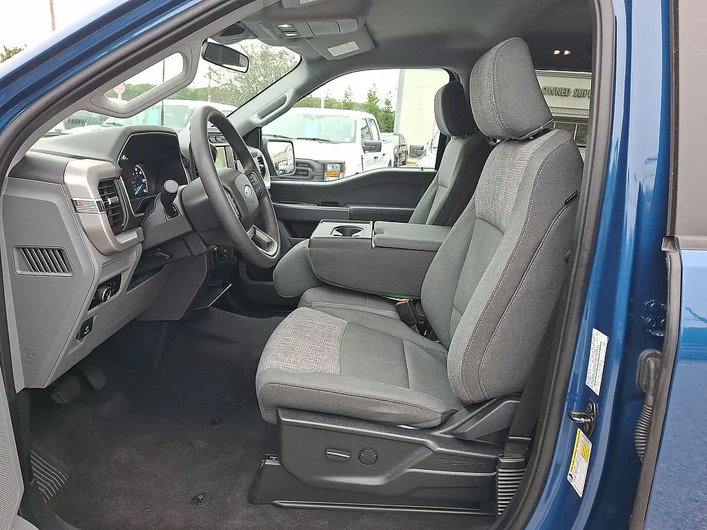 2023 Ford F-150 - $41,995