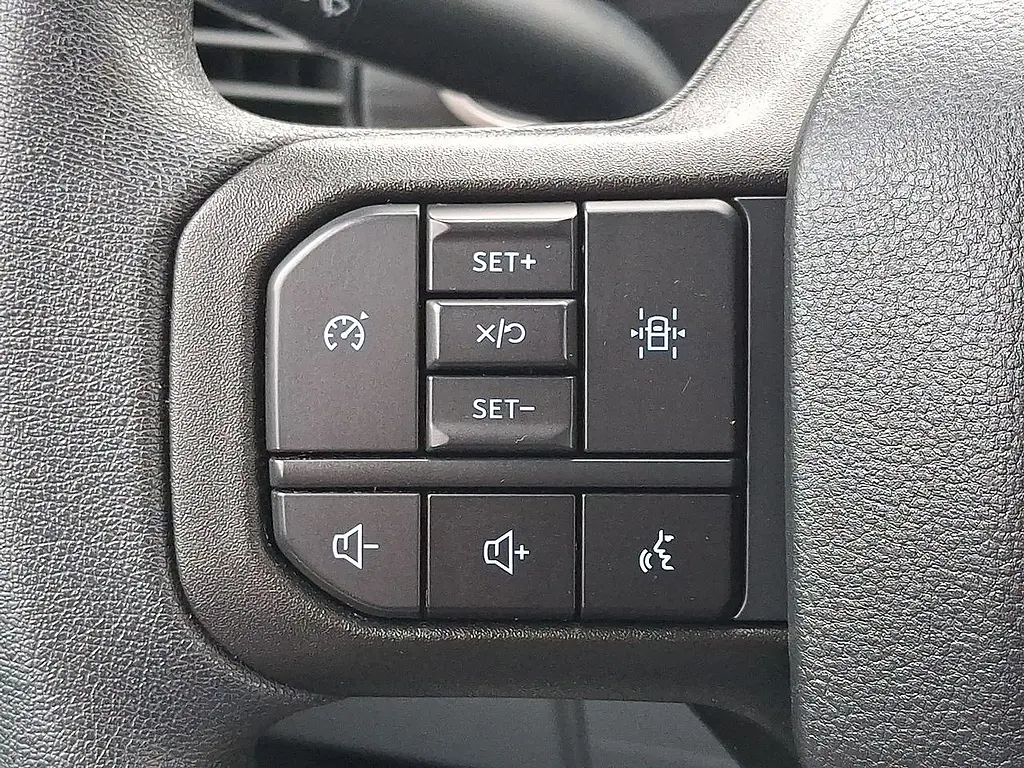 2023 Ford F-150 - $41,995