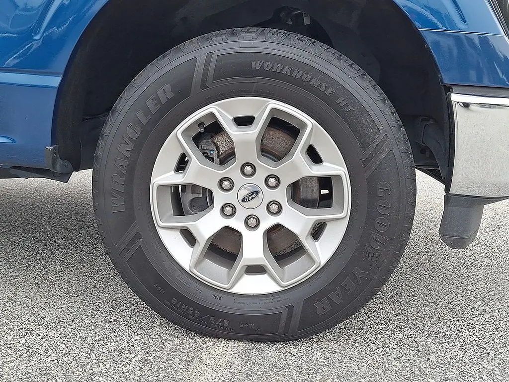 2023 Ford F-150 - $41,995