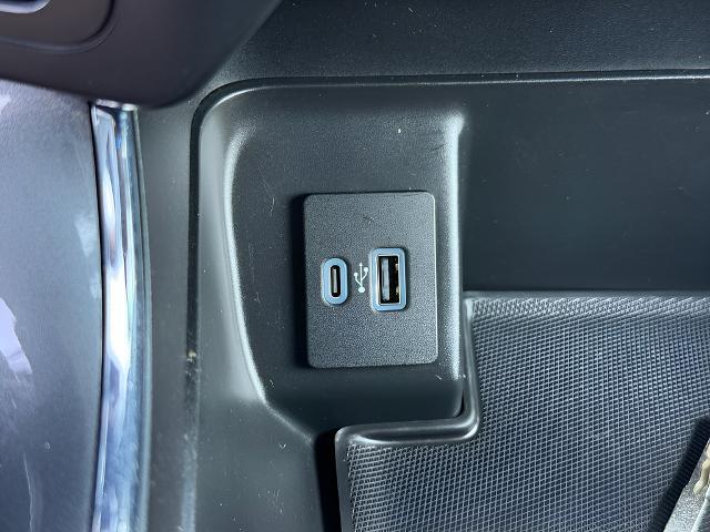 2022 Ford F-150 - $37,495