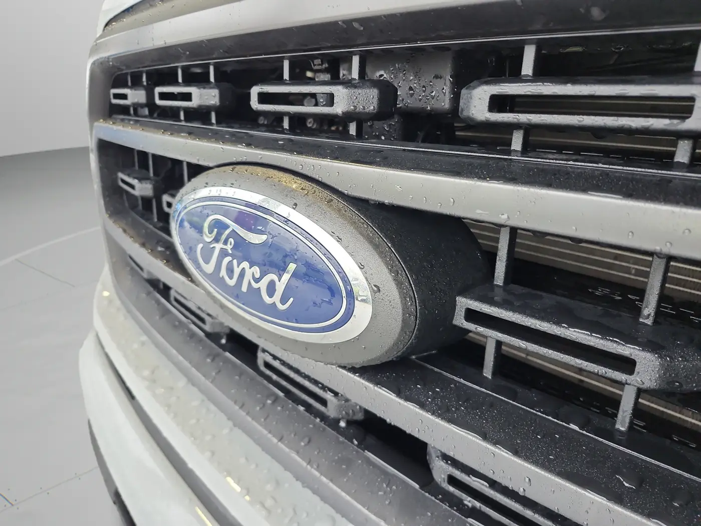 2023 Ford F-150 - $40,990