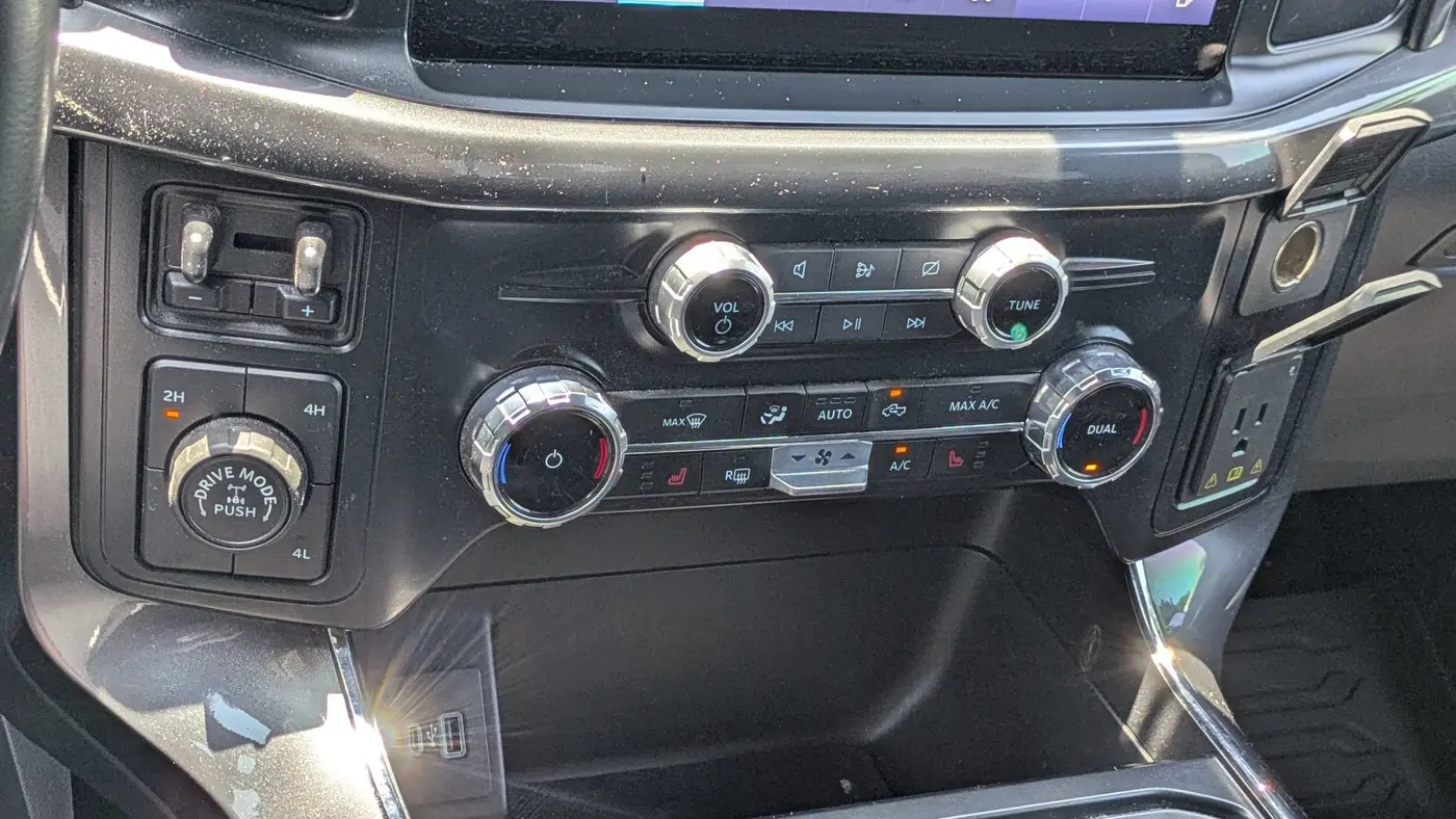 2023 Ford F-150 Platinum