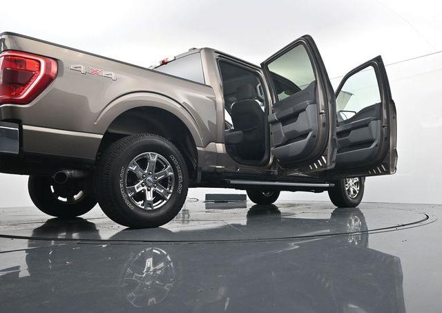 2021 Ford F-150 - $33,542