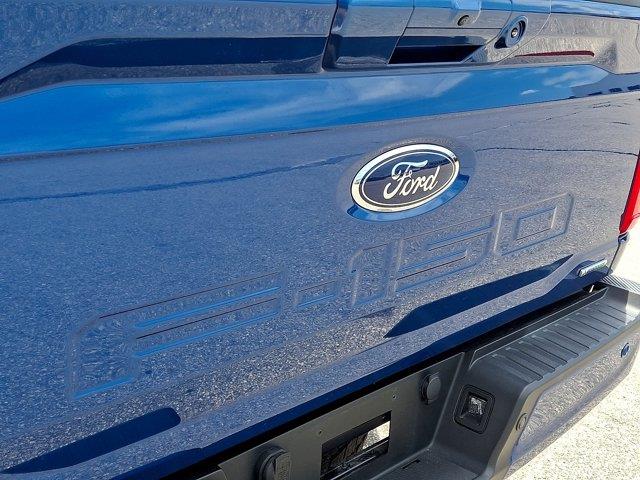 2022 Ford F-150 - $42,659