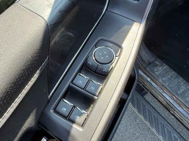 2022 Ford F-150 - $40,495