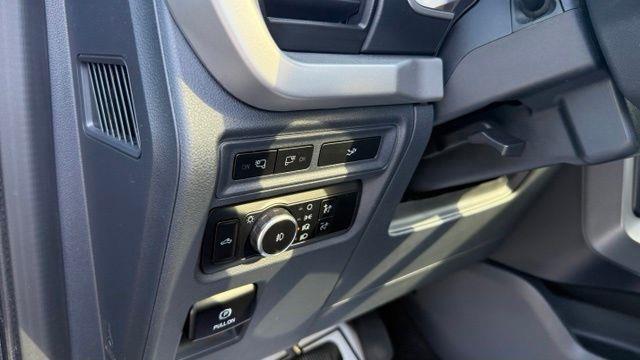 2023 Ford F-150 - $45,990