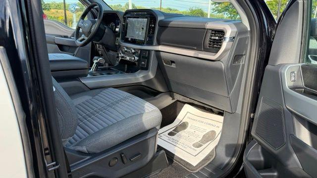2023 Ford F-150 - $45,990