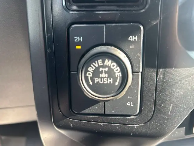 2023 Ford F-150 - $38,862