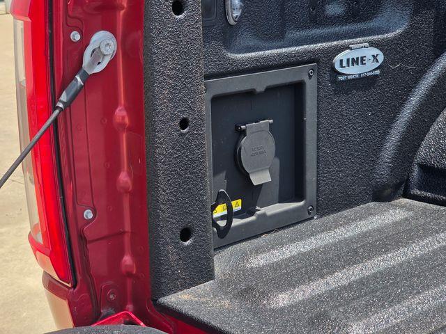 2022 Ford F-150 - $33,701