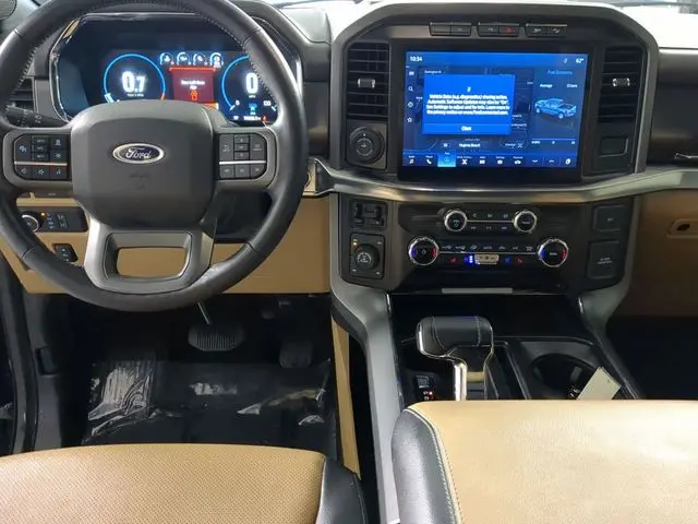 2022 Ford F-150 - $40,895