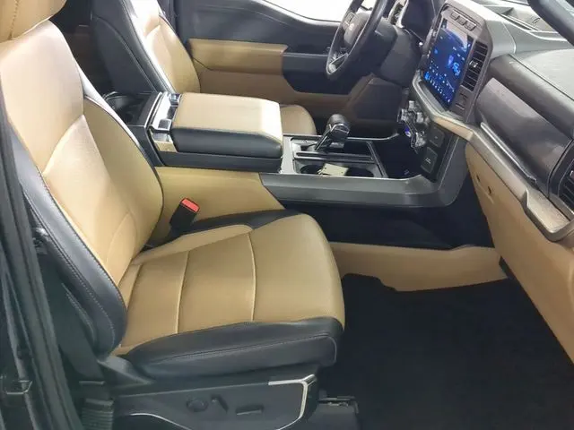2022 Ford F-150 - $40,895