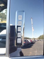 2023 F-150 Thumbnail 28