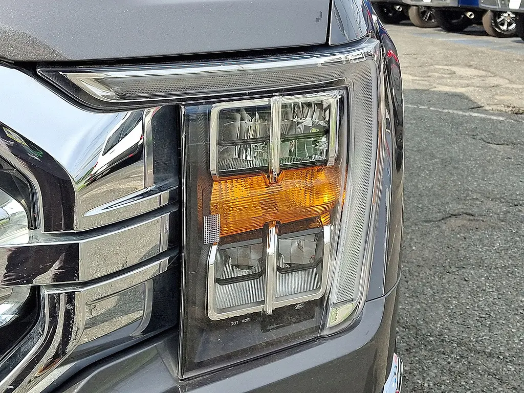 2022 Ford F-150 - $40,833
