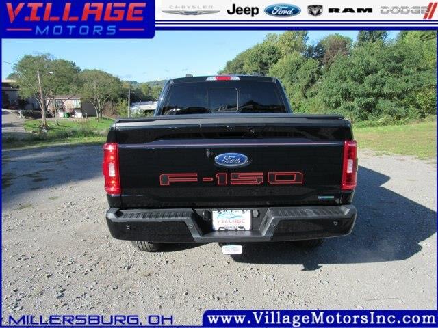 2023 Ford F-150 - $43,900