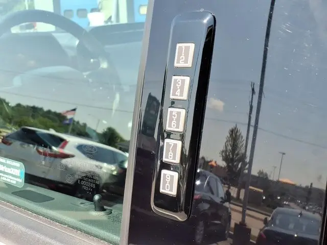 2023 Ford F-150 - $45,130