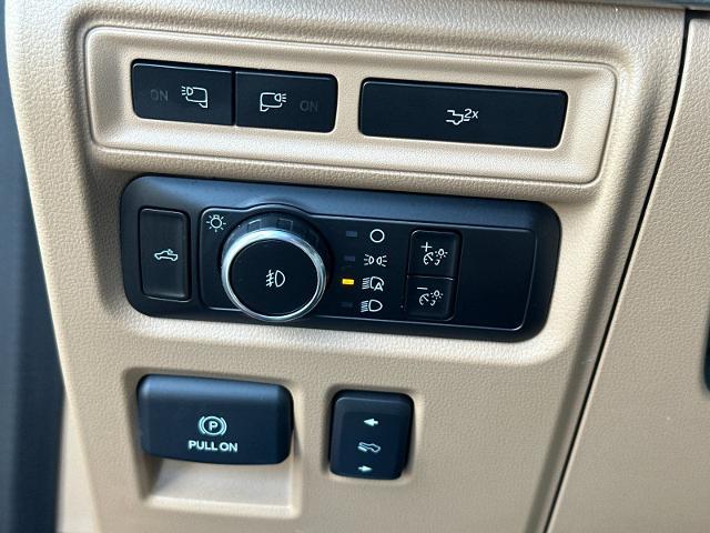 2023 Ford F-150 - $51,399