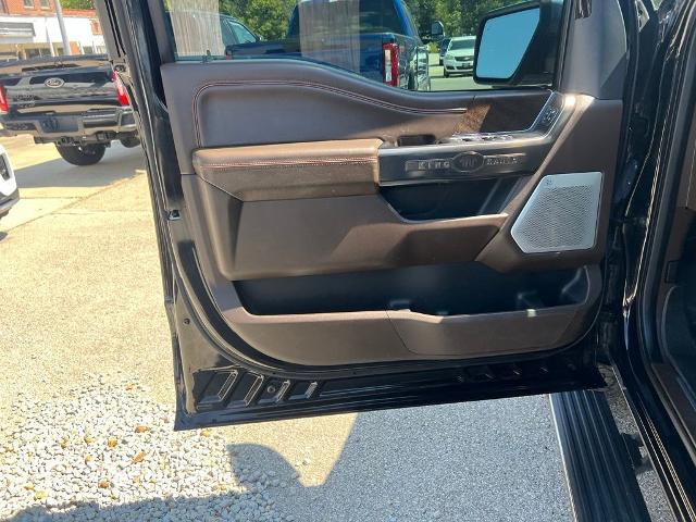 2021 Ford F-150 - $31,900