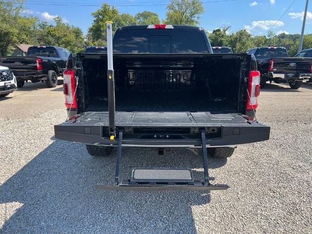 2021 Ford F-150 - $31,900