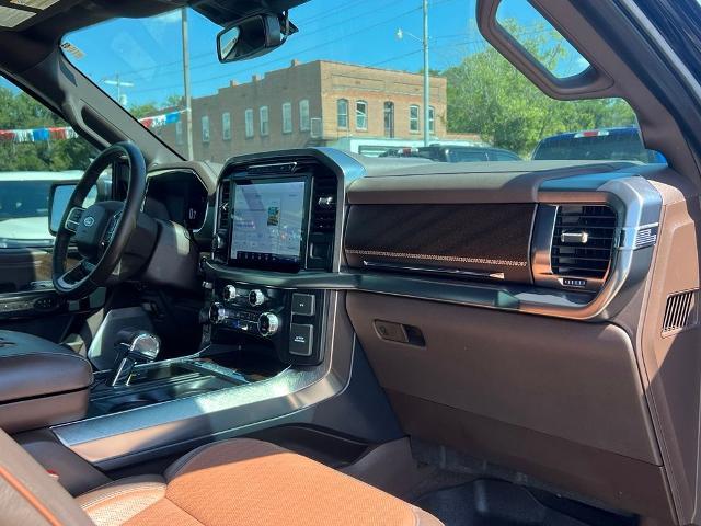 2021 Ford F-150 - $31,900