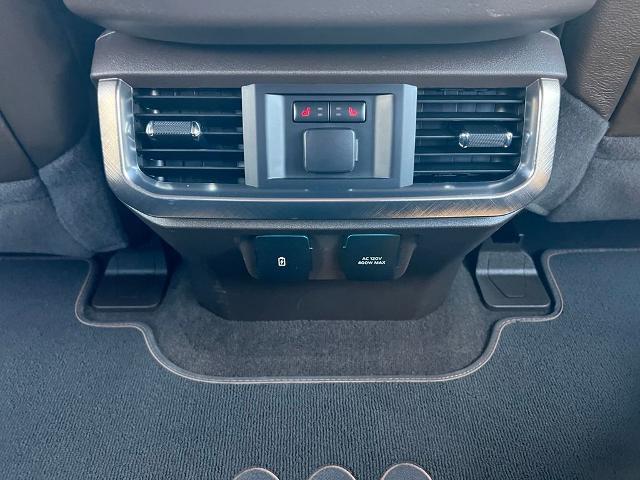 2021 Ford F-150 - $31,900
