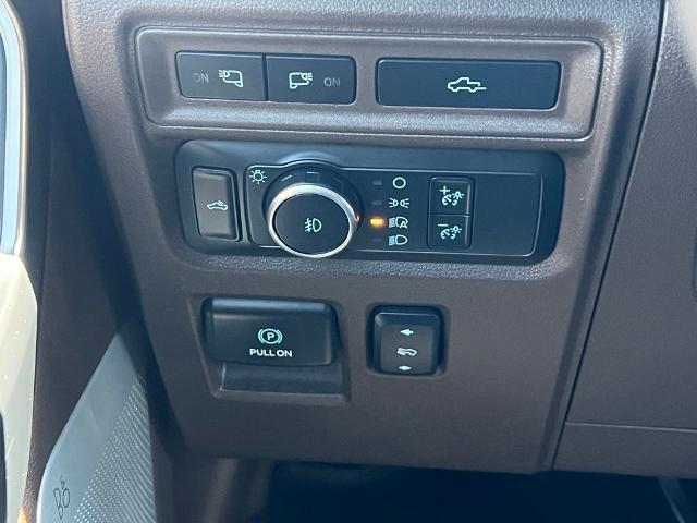 2021 Ford F-150 - $31,900