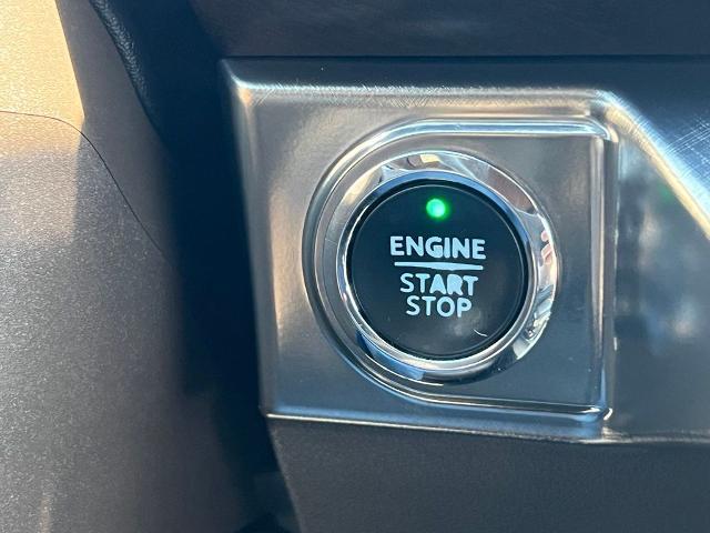 2021 Ford F-150 - $31,900