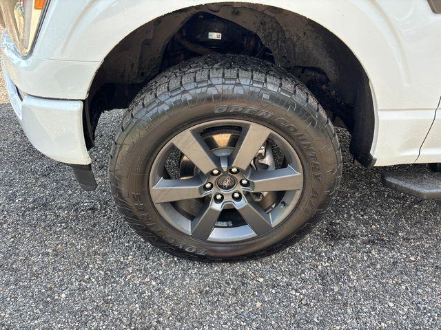 2022 Ford F-150 - $36,995