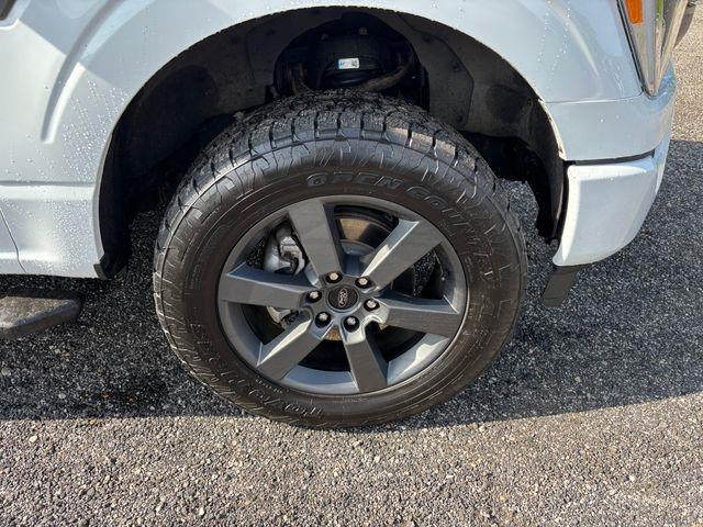 2022 Ford F-150 - $36,995