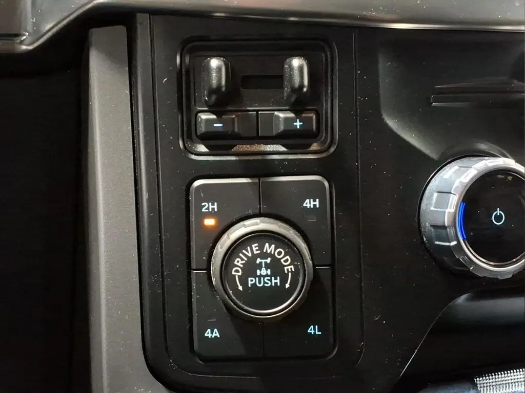 2023 Ford F-150 - $35,205