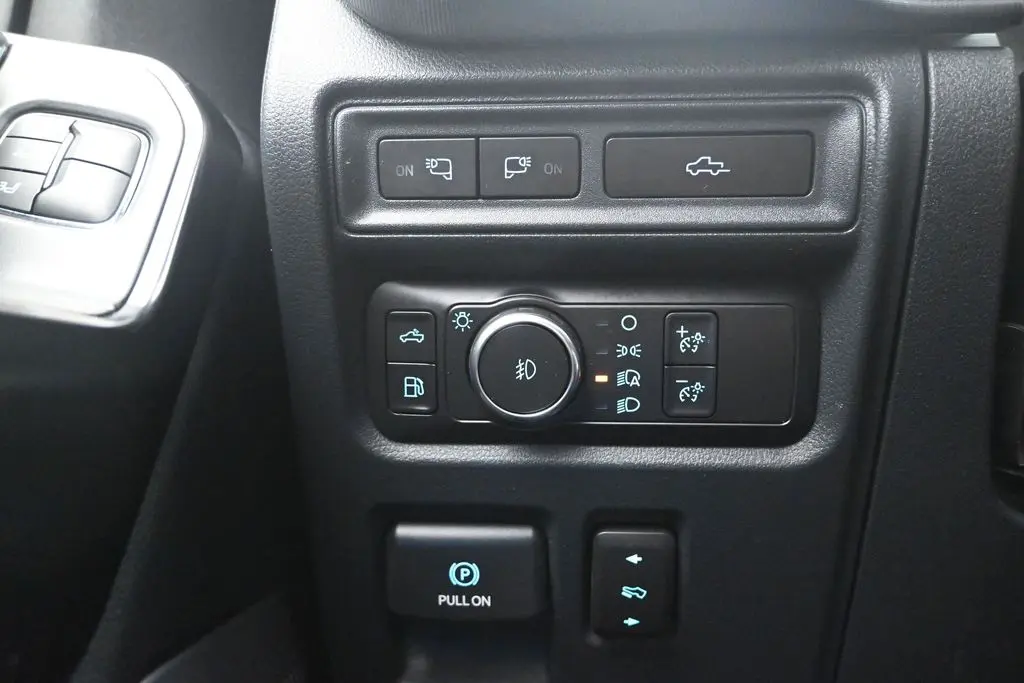 2022 Ford F-150 - $47,398