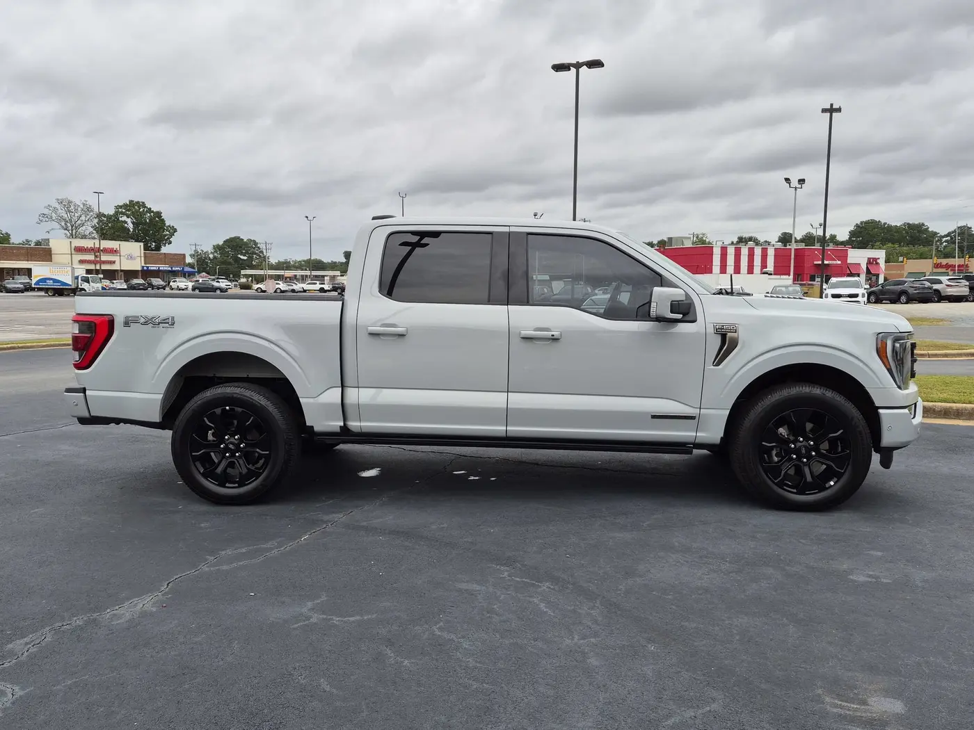 2023 Ford F-150 - $47,000