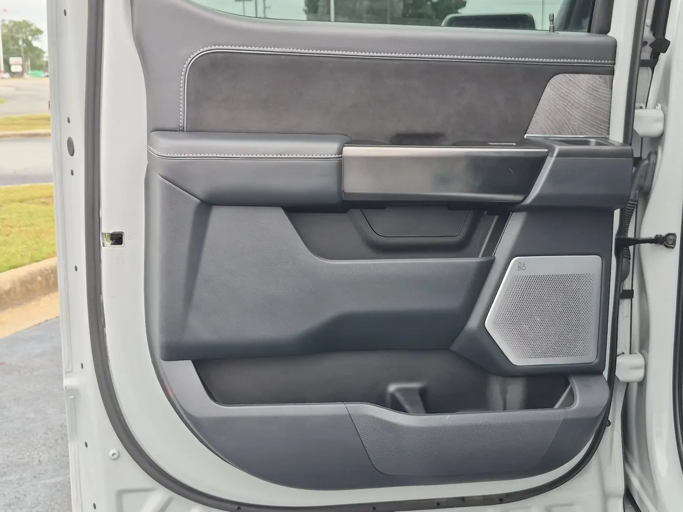 2023 Ford F-150 - $47,000
