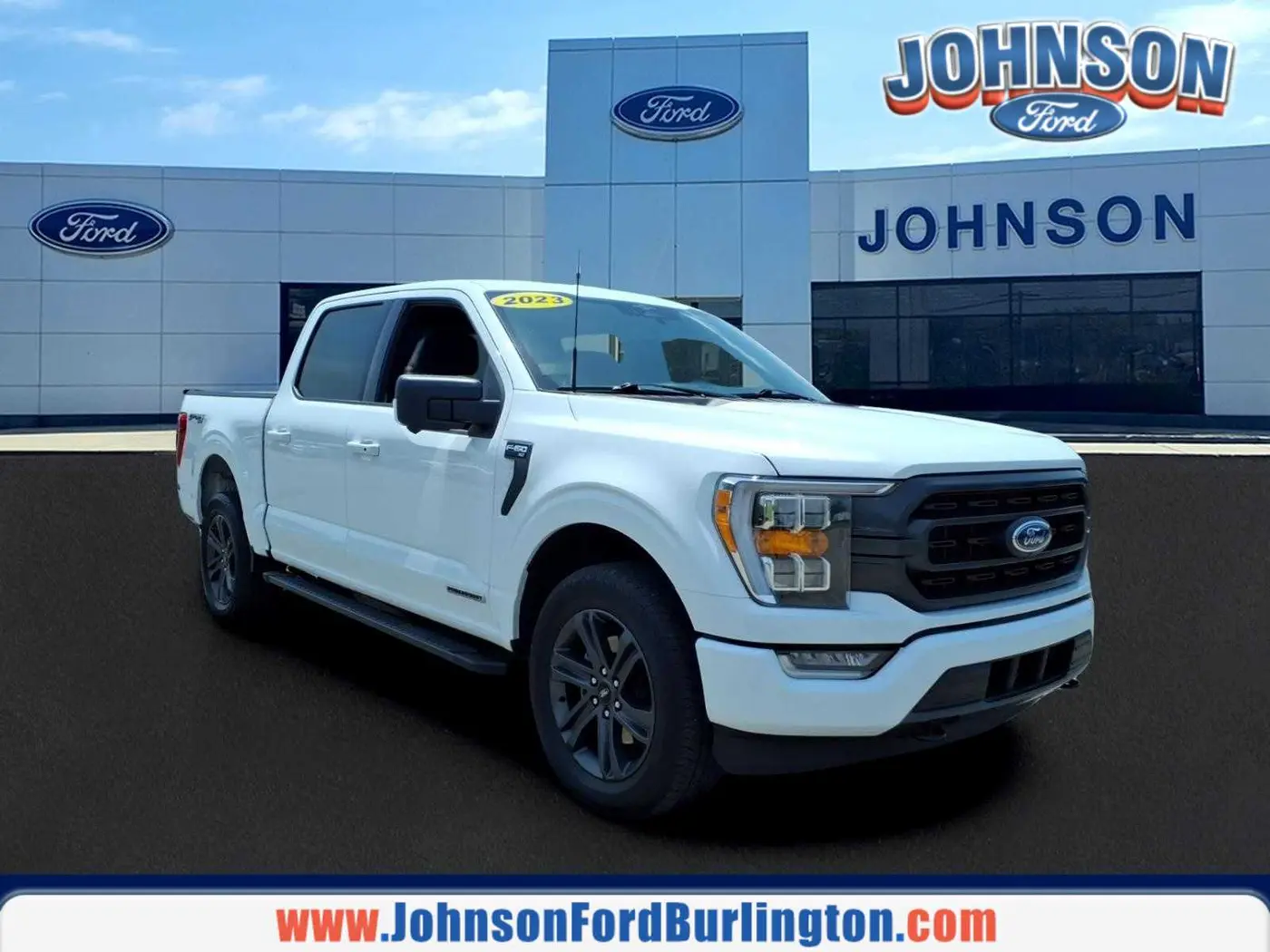 2023 Ford F-150 - $40,900