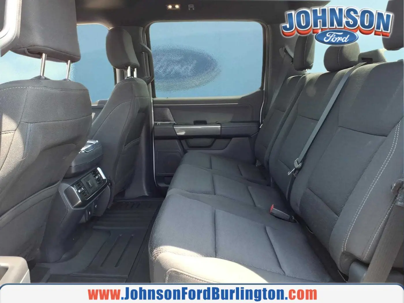 2023 Ford F-150 - $40,900