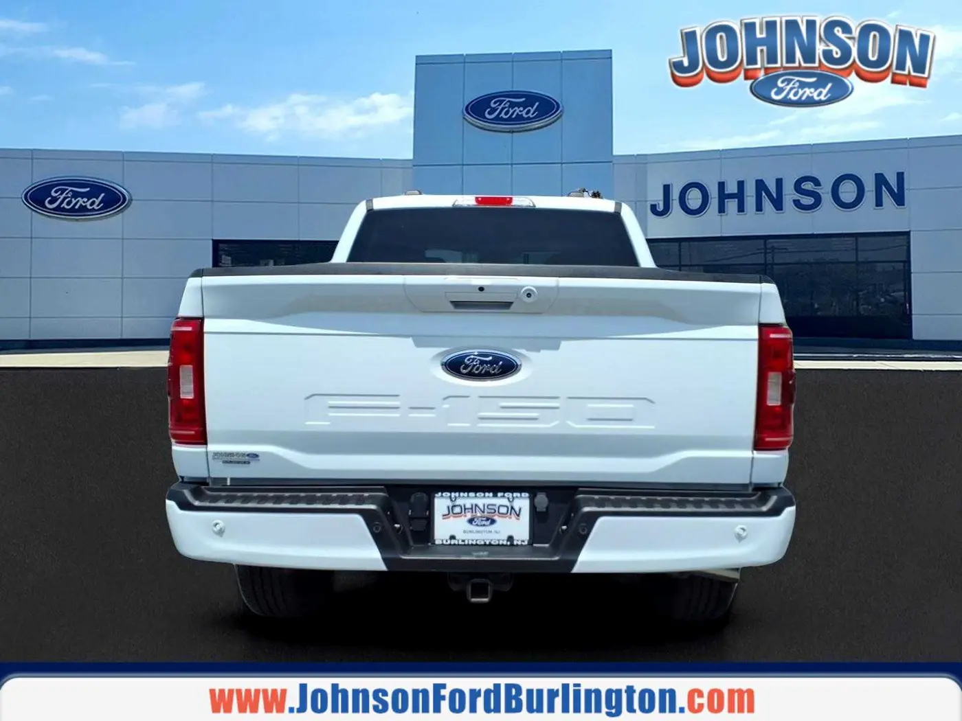 2023 Ford F-150 - $40,900