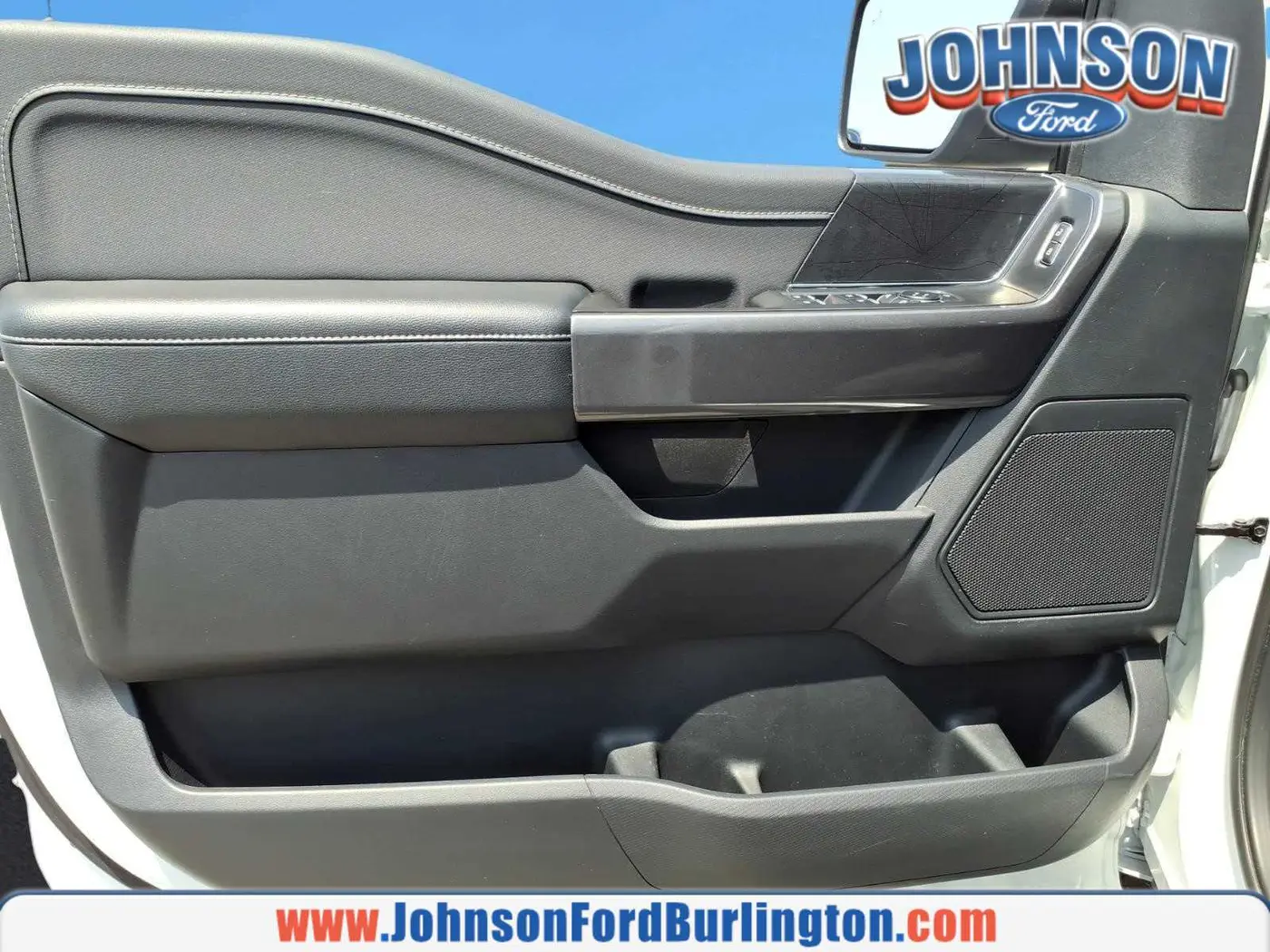2023 Ford F-150 - $40,900