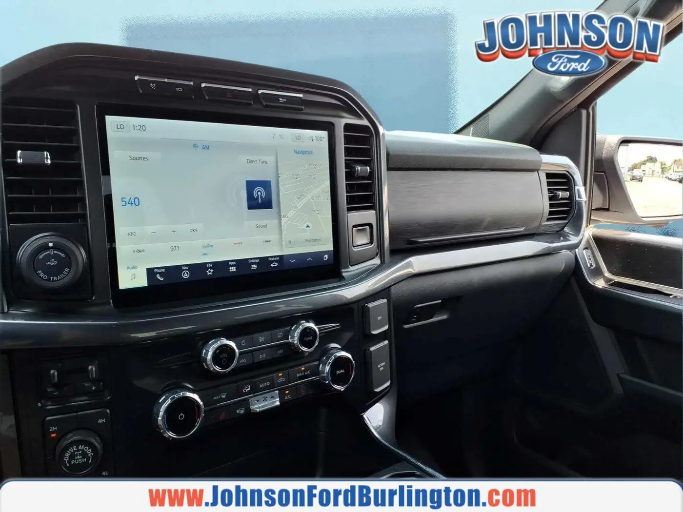 2023 Ford F-150 - $40,900