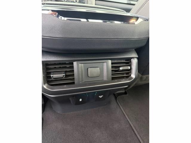 2023 Ford F-150 - $41,995
