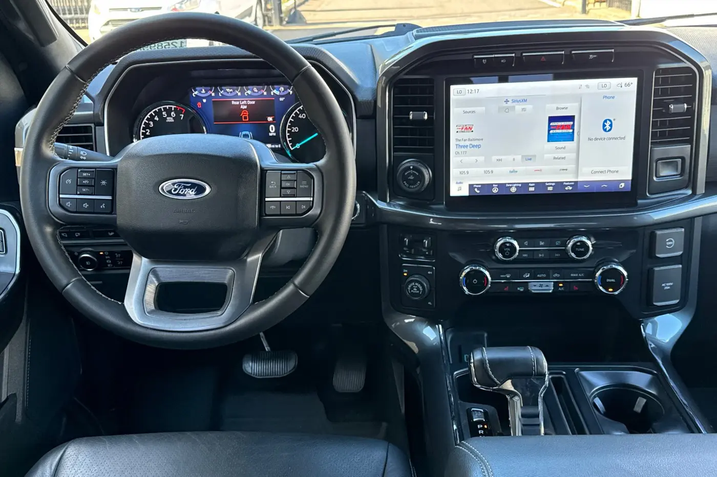 2023 Ford F-150 - $43,906