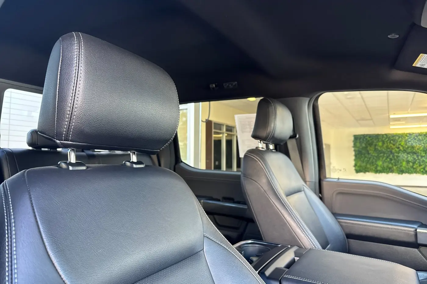 2023 Ford F-150 - $43,906