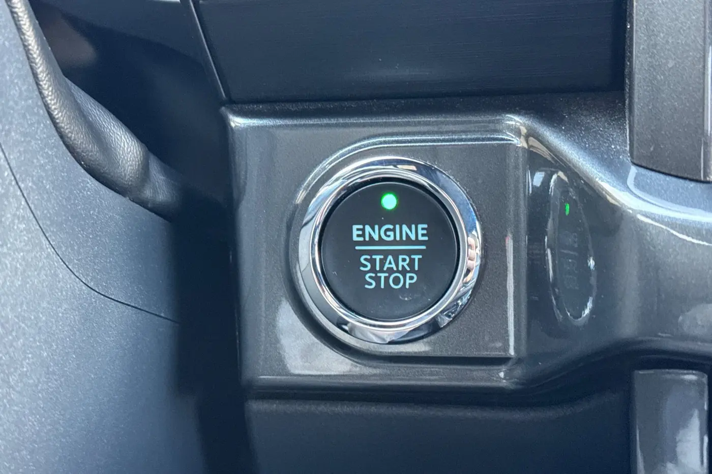 2023 Ford F-150 - $43,906