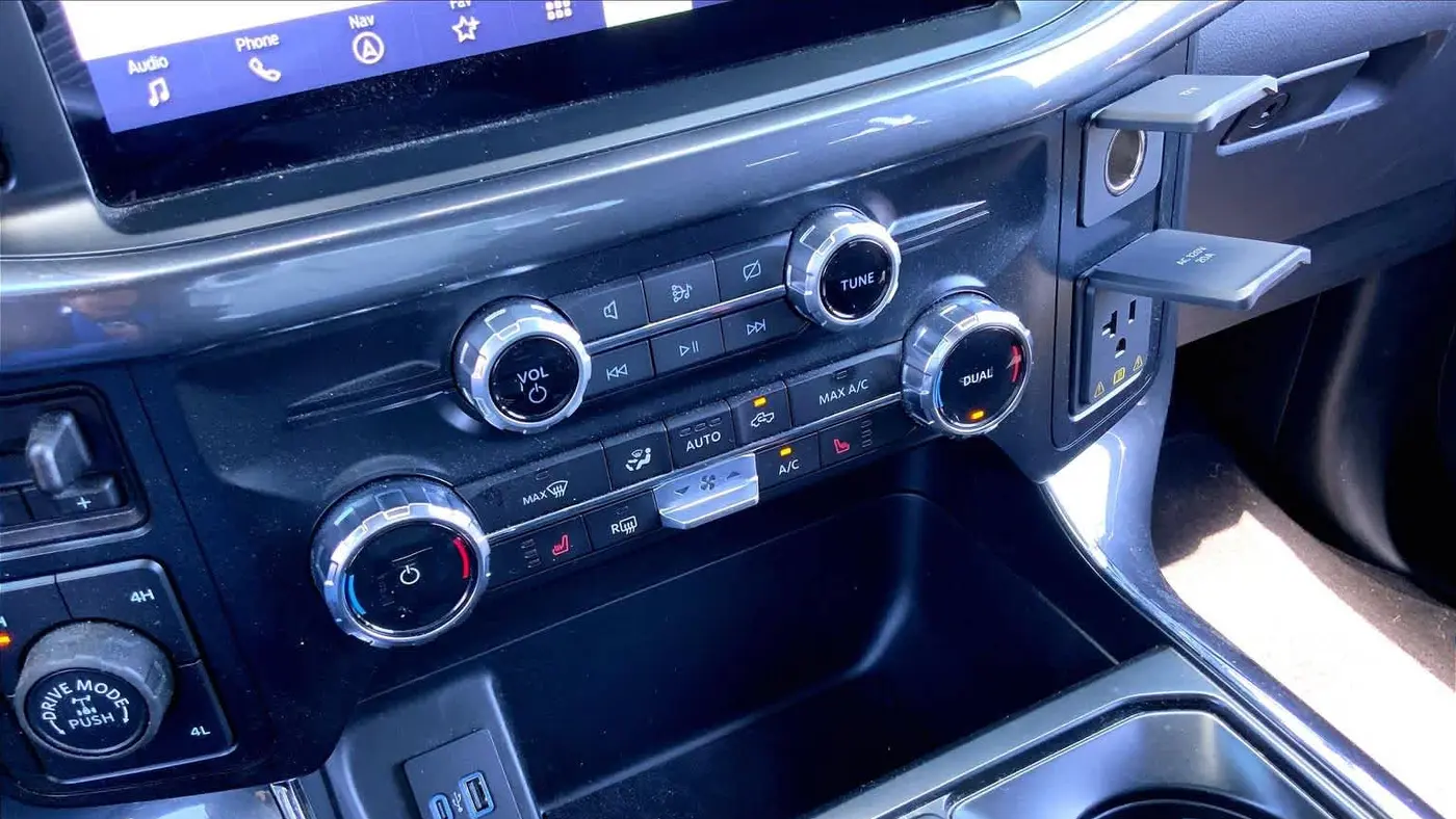 2023 Ford F-150 Platinum